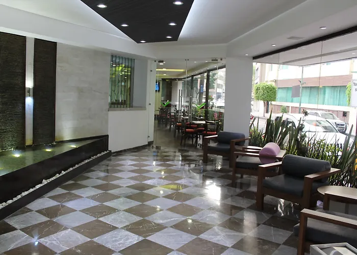 Premier Hotel 3*