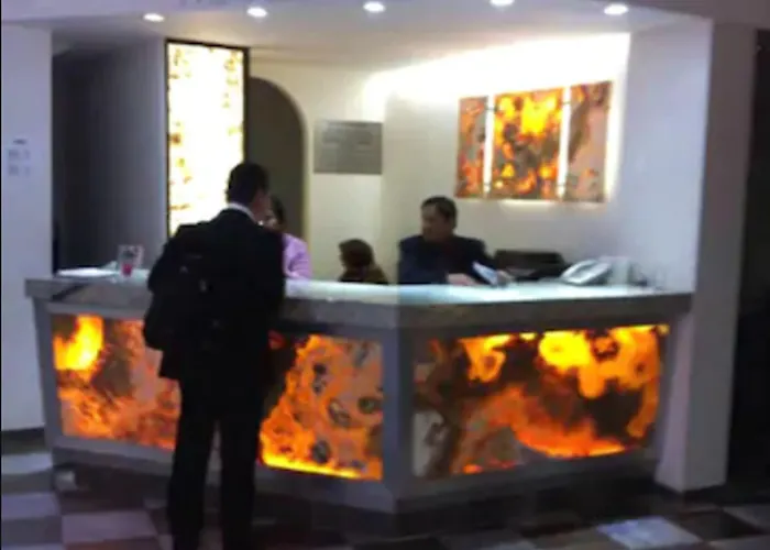 Premier Hotel 3*
