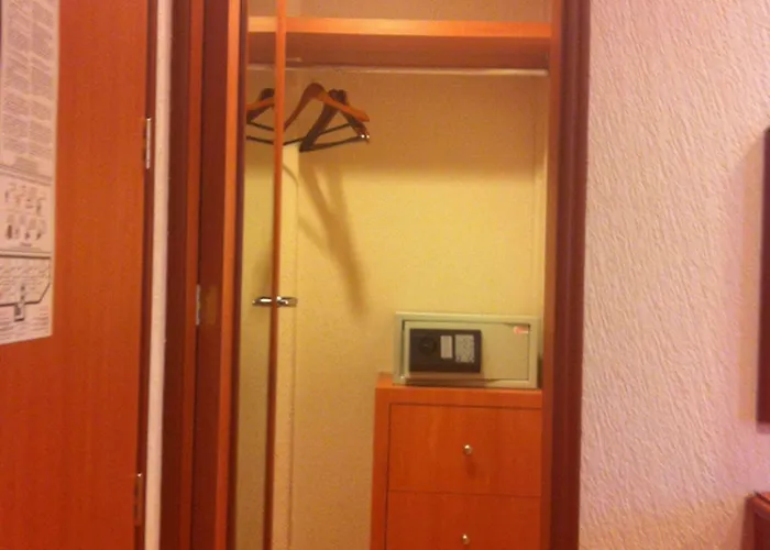 Hotel Premier 3*