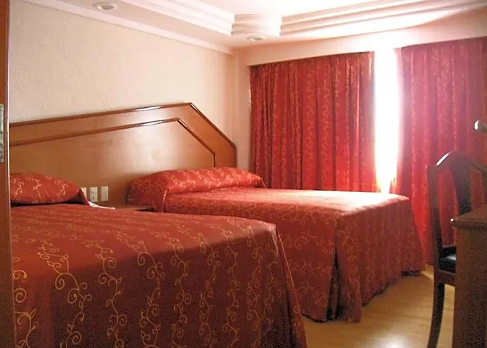 Premier Hotel 3*
