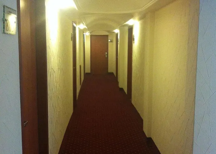 Hotel Premier 3*